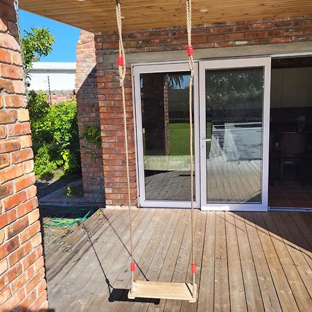 Garten Wohnung Mit Pool, 2 Schlafzimmer Fokváros Kültér fotó