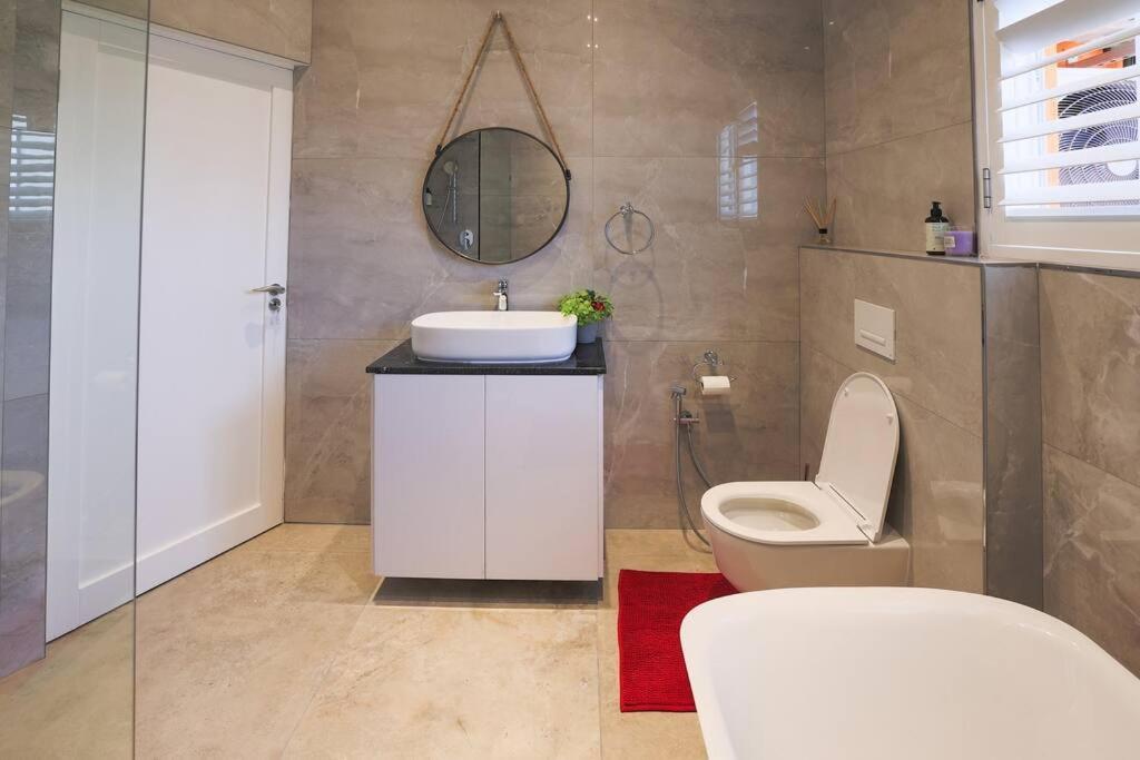 Garten Wohnung Mit Pool, 2 Schlafzimmer Fokváros Kültér fotó