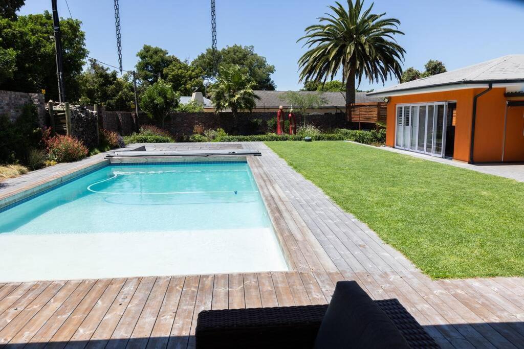 Garten Wohnung Mit Pool, 2 Schlafzimmer Fokváros Kültér fotó